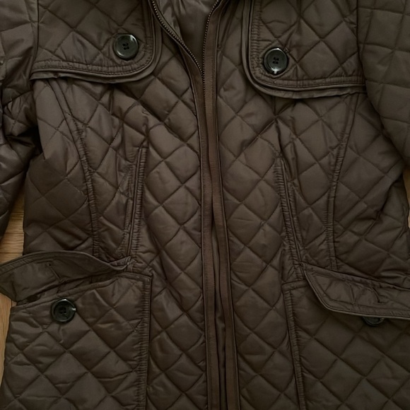 Vince Camuto womens olive quilted lightweight down jacket. Great condition! Sz S - Picture 3 of 6